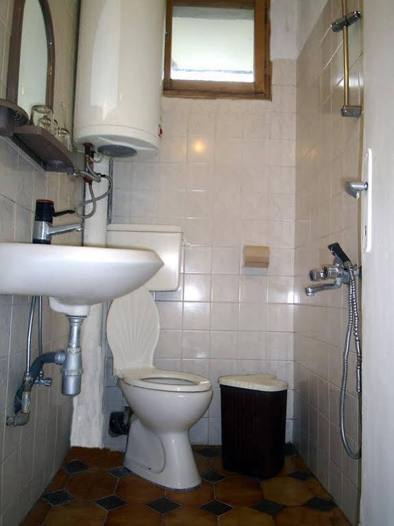 Guest Rooms Metaksinovi Tsjepelare Buitenkant foto